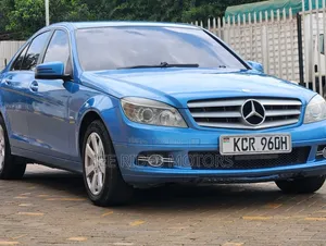 Mercedes-Benz C200 2010 Blue