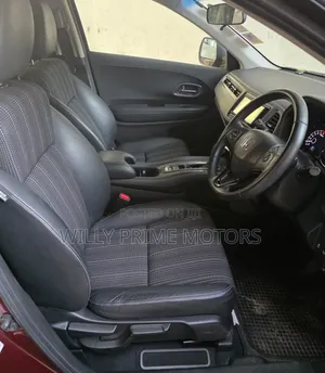 Honda Vezel 1.5 2WD 2015 Maroon