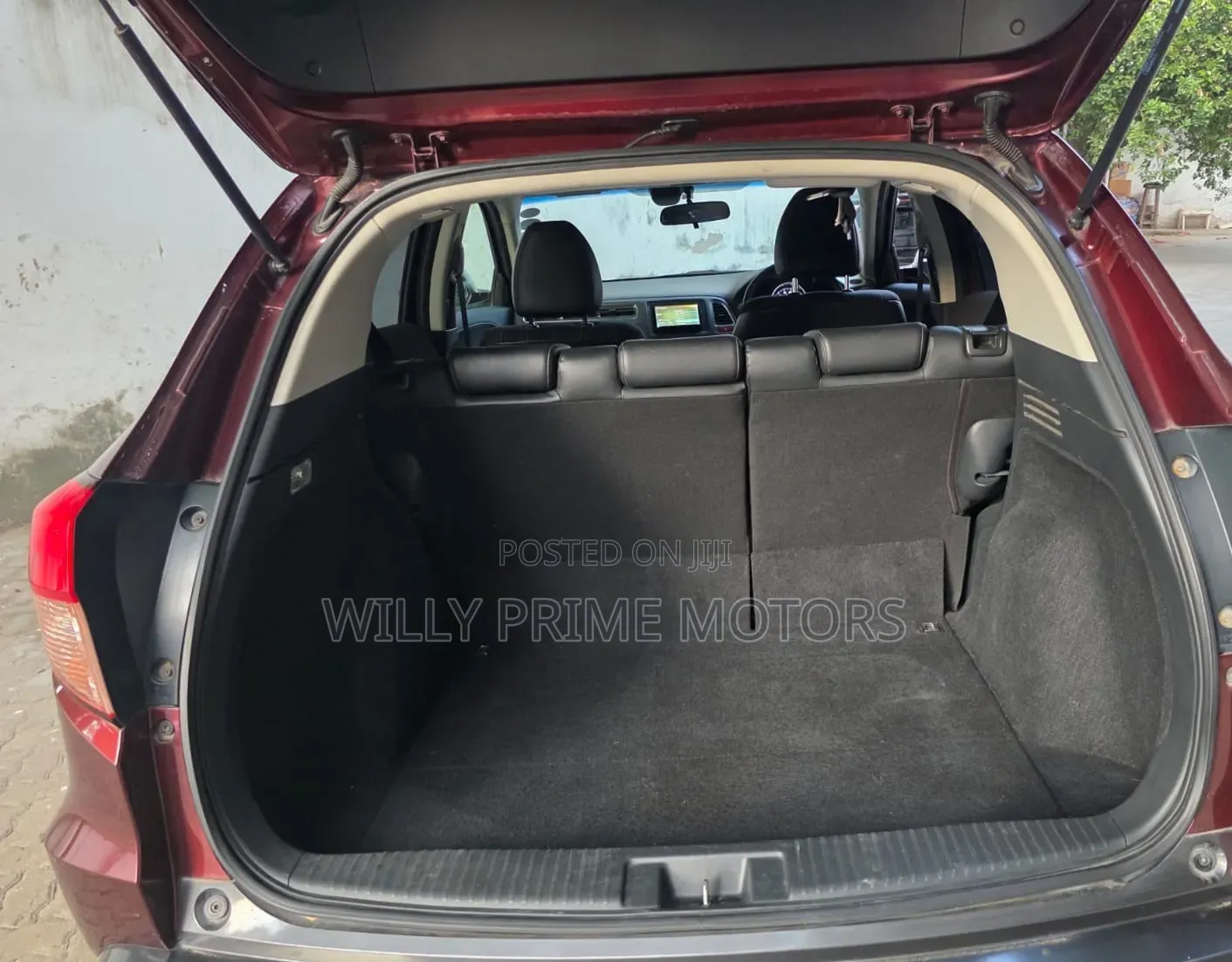 Honda Vezel 1.5 2WD 2015 Maroon
