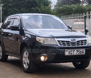Subaru Forester 2012 Black