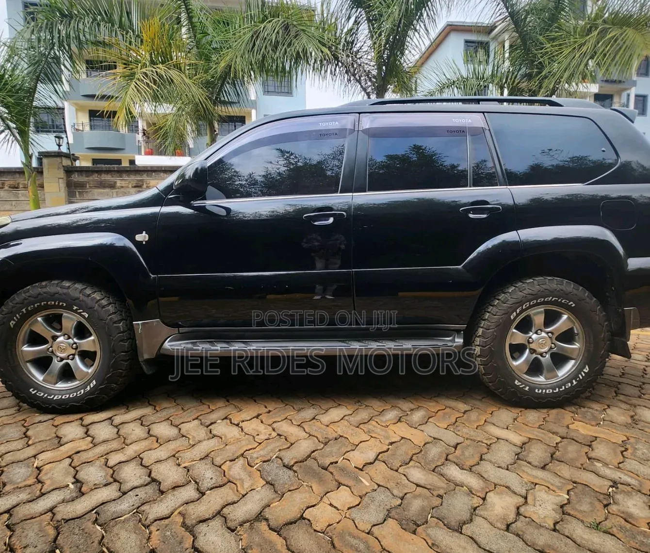 Toyota Land Cruiser Prado 2009 Gray