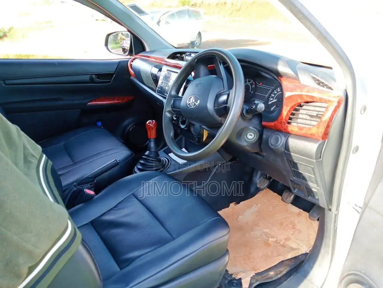 Toyota Hilux 2018 Silver