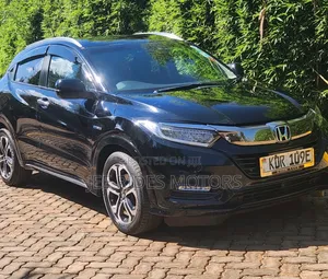 Honda Vezel 2018 Matt Black