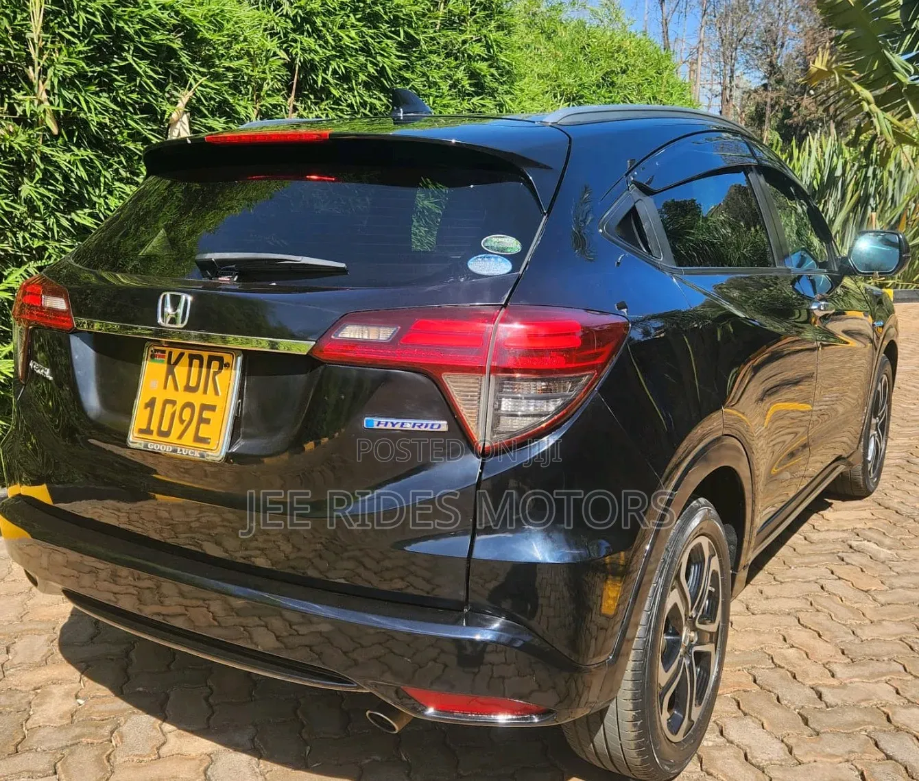 Honda Vezel 2018 Matt Black