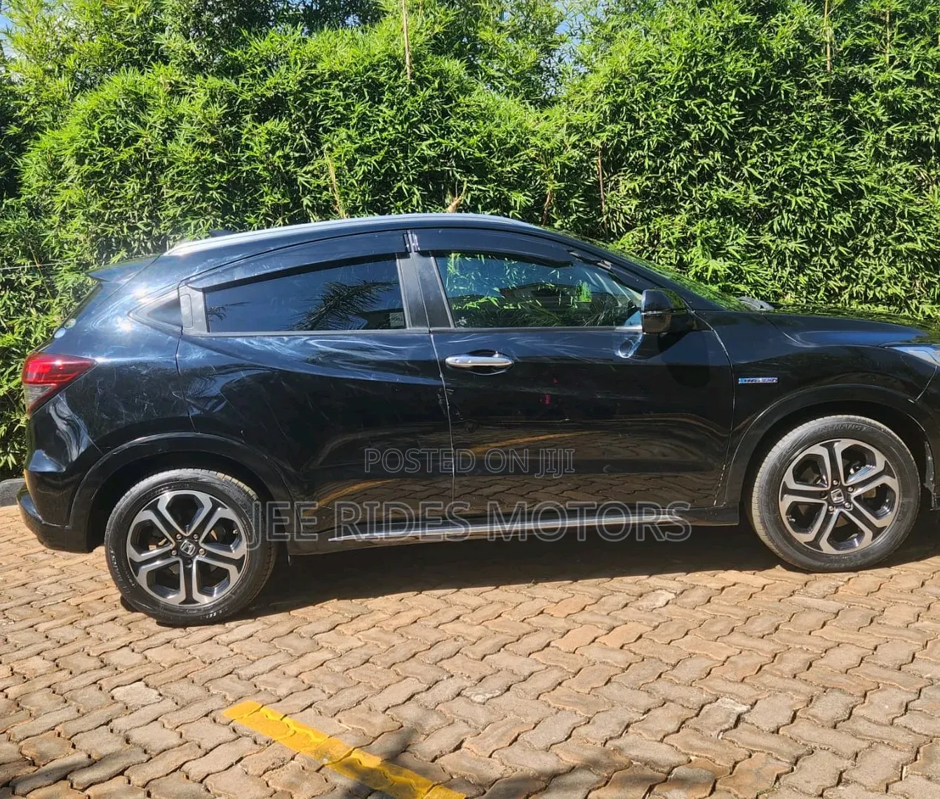 Honda Vezel 2018 Matt Black