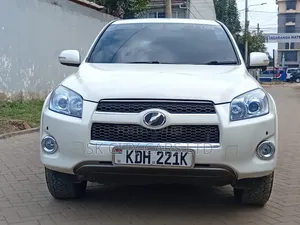 Toyota RAV4 2015 Pearl