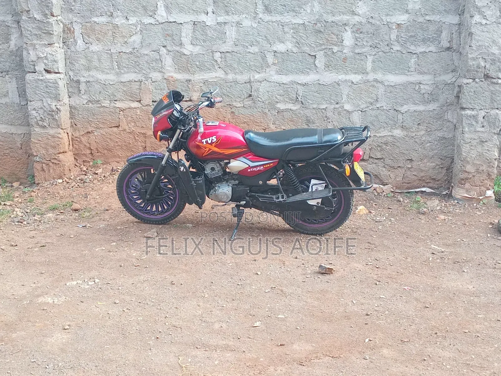 TVS HLX Plus ES 2019 Red