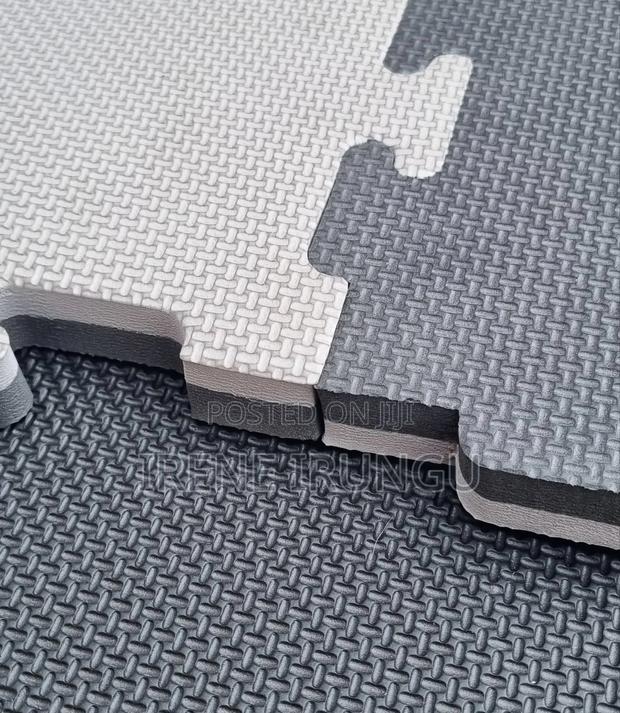 20mm Thickness 1 ×1mtr Gym Mats*exercise Mats