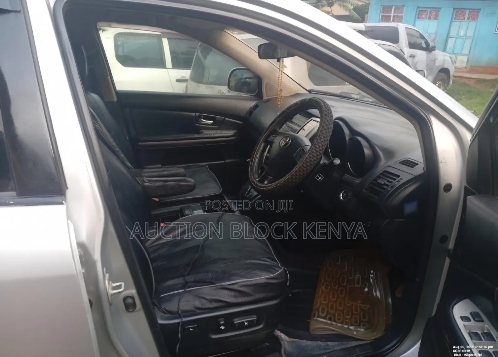 Toyota Harrier 2010 Silver