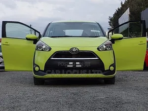 Toyota Sienta 2018 Green