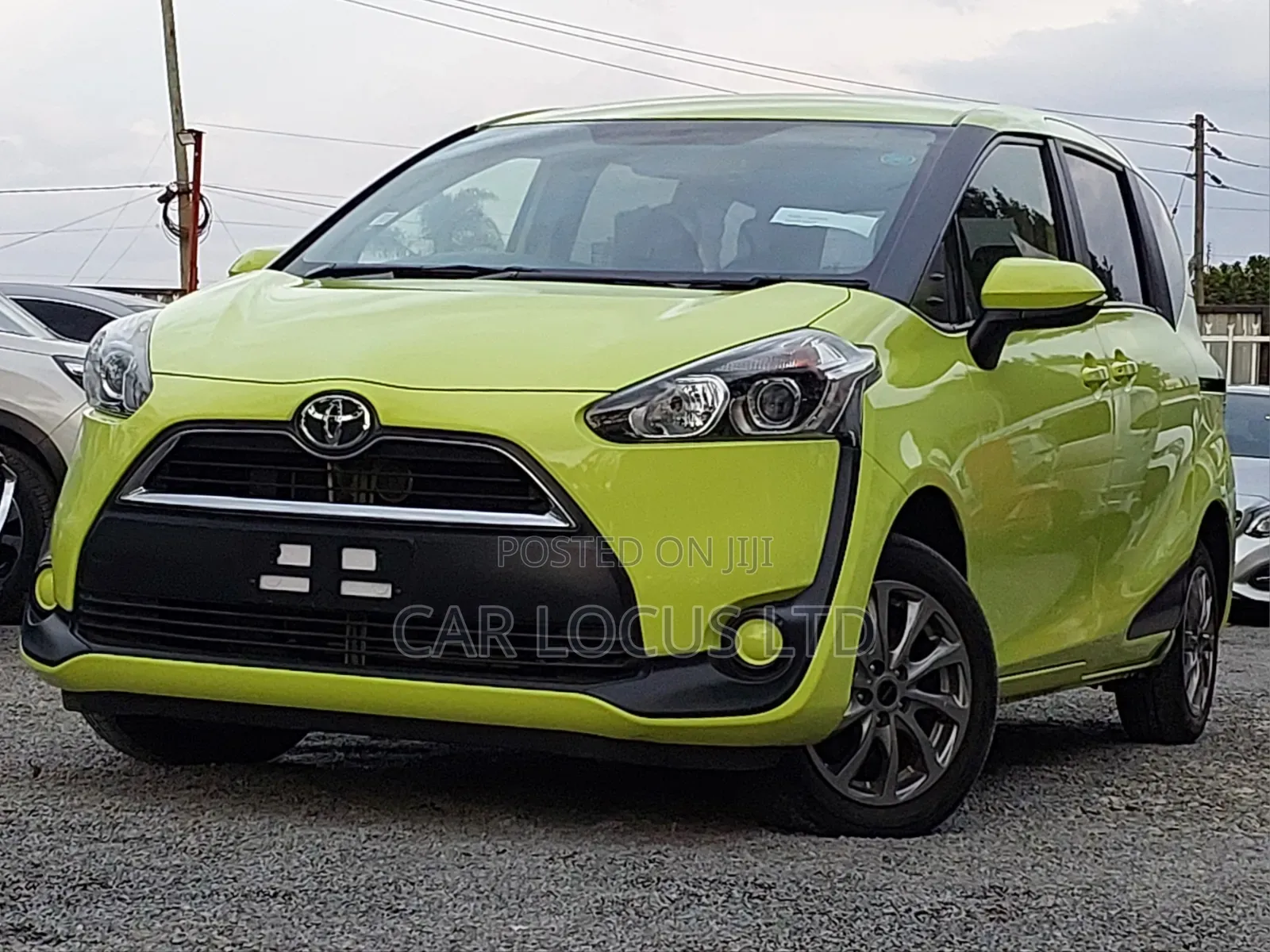 Toyota Sienta 2018 Green