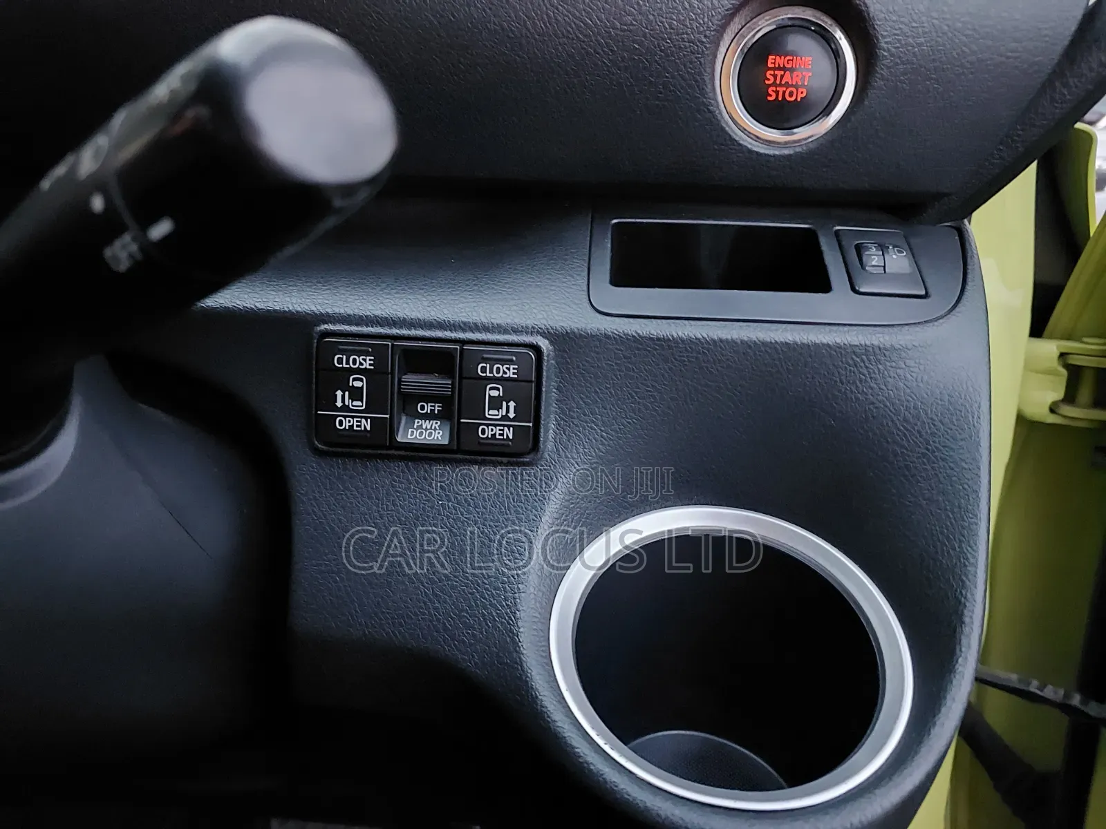 Toyota Sienta 2018 Green