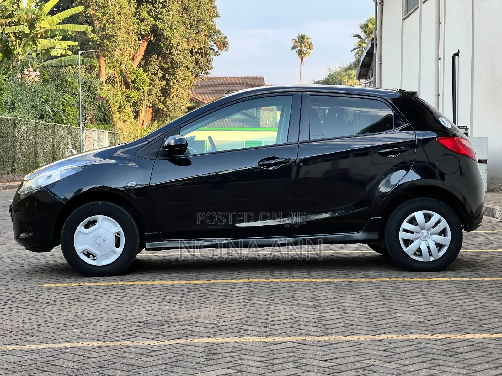 Mazda Demio 2013 Black