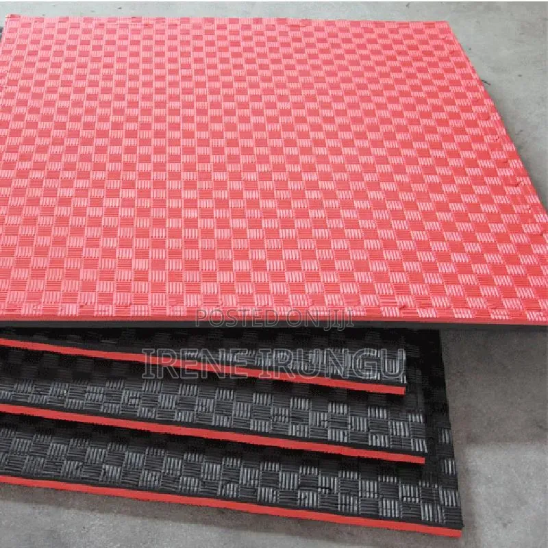 Heavy Duty Interlocking Exercise Gym Mats