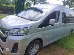 Toyota HiAce 2021 Silver