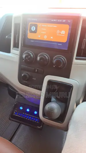 Toyota HiAce 2021 Silver