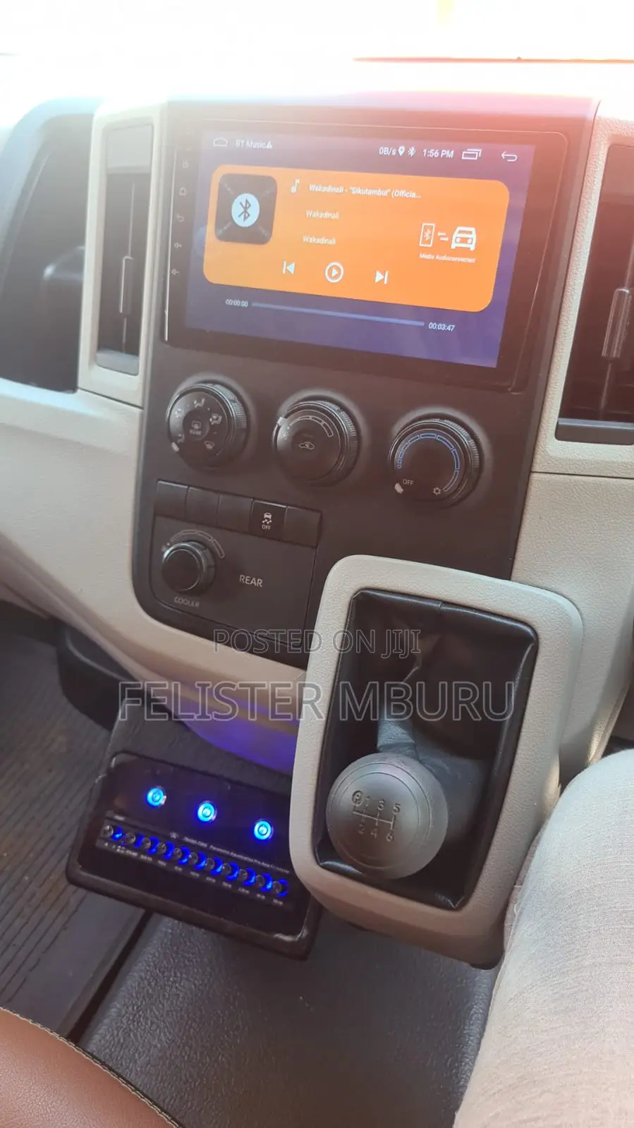 Toyota HiAce 2021 Silver