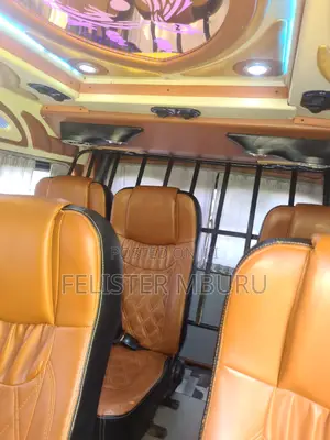 Toyota HiAce 2021 Silver