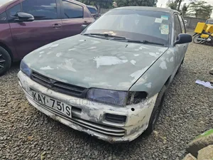 Mitsubishi Lancer 2000 White