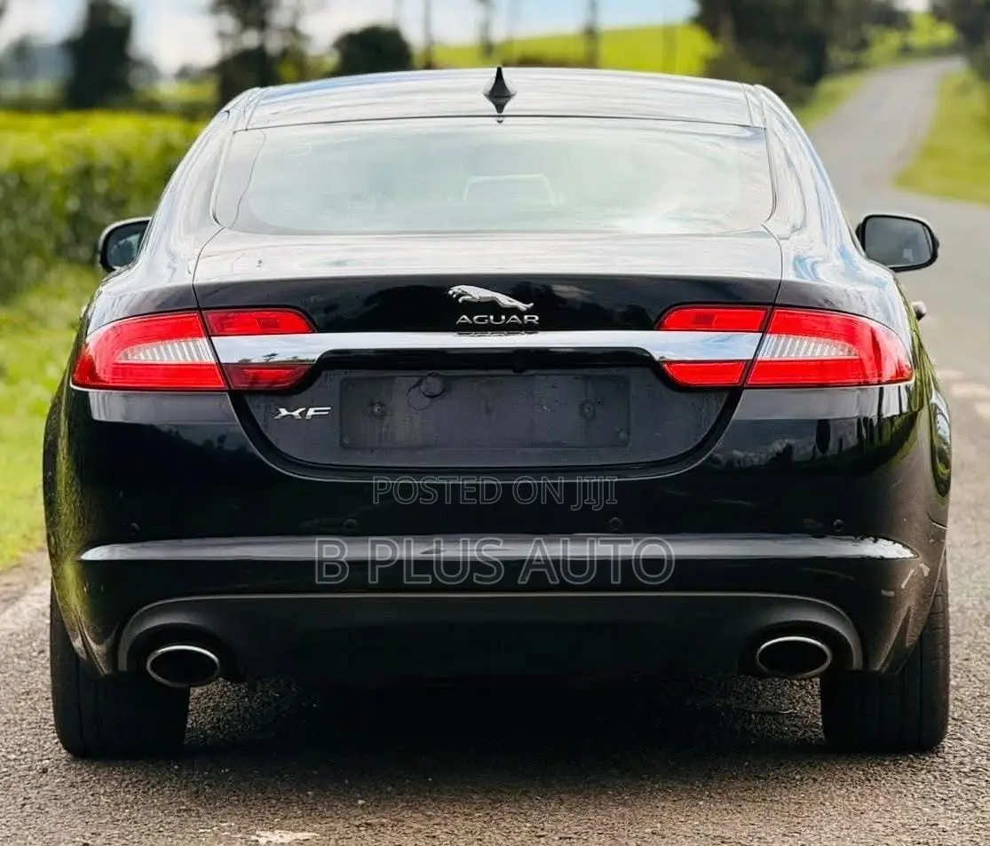 Jaguar XF 2015 Black