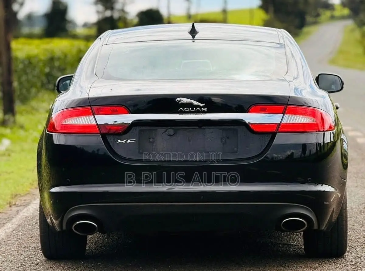 Jaguar XF 2015 Black
