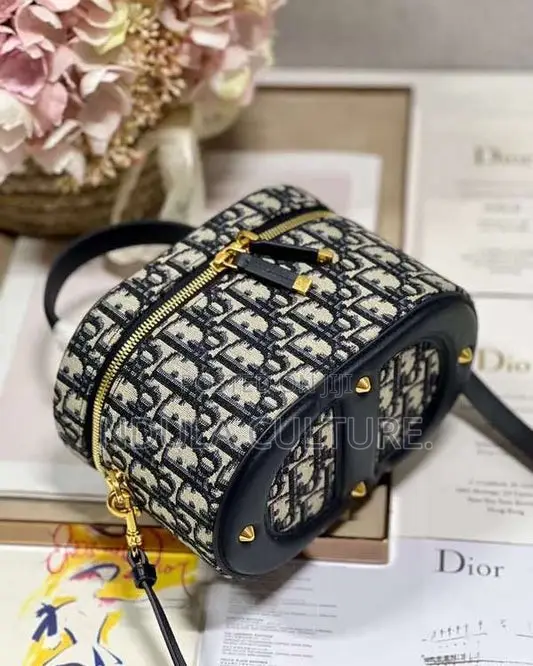 Designer Vanity Sling Bags Fr Ladies