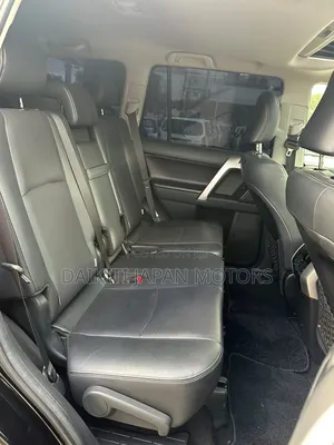 Toyota Land Cruiser Prado 2022 Black