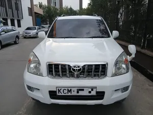 Toyota Land Cruiser 2007 White