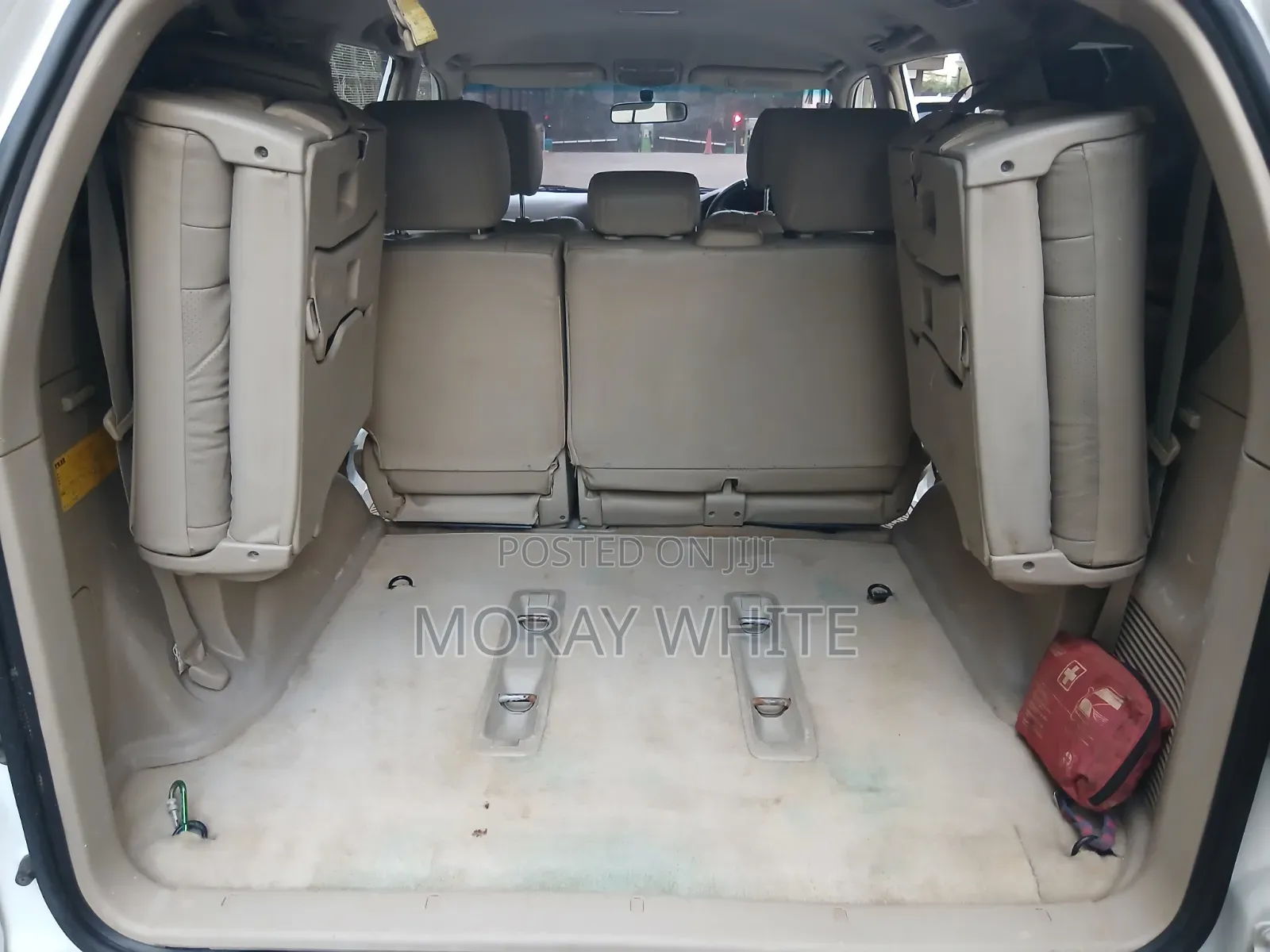 Toyota Land Cruiser 2007 White