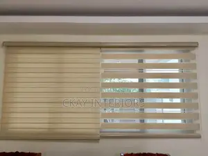 Year-Round Style Starts at the Window With Horizontal Blinds