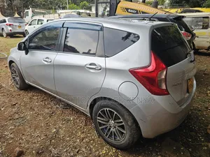 Nissan Note 2013 Silver