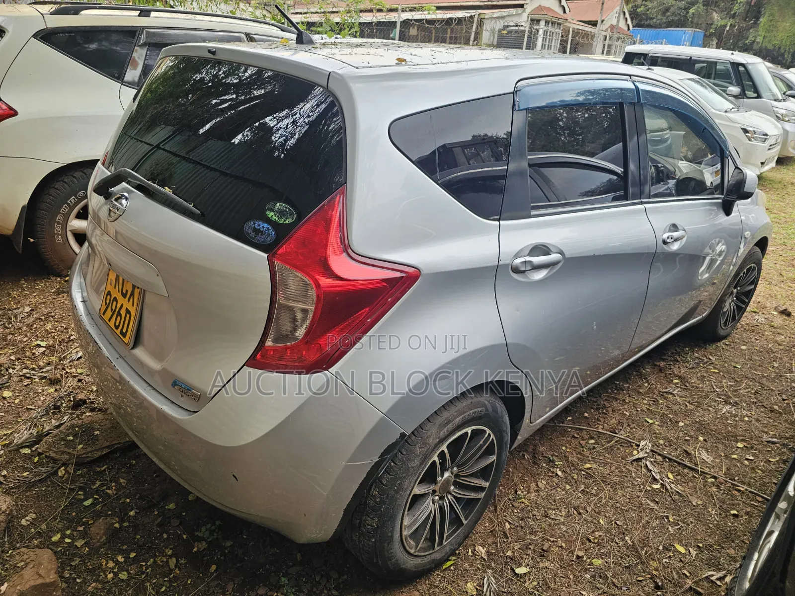 Nissan Note 2013 Silver