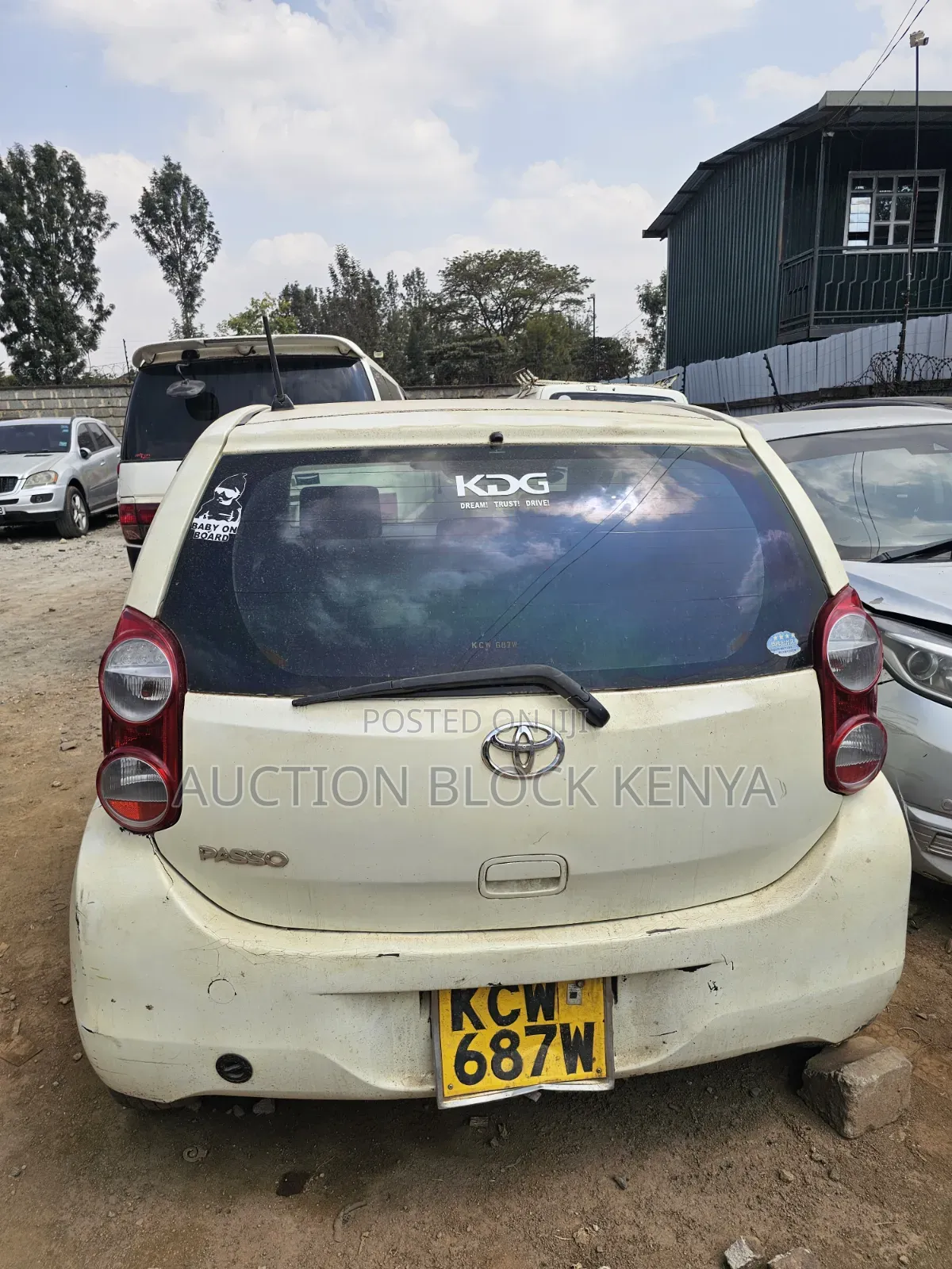 Toyota Passo 2012 White