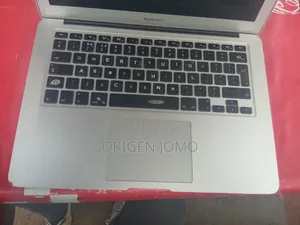 Laptop Apple MacBook Air 2014 4GB Intel Core i5 SSD 128GB