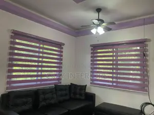 Comfort Meets Contemporary Design Horizontal Office Blinds