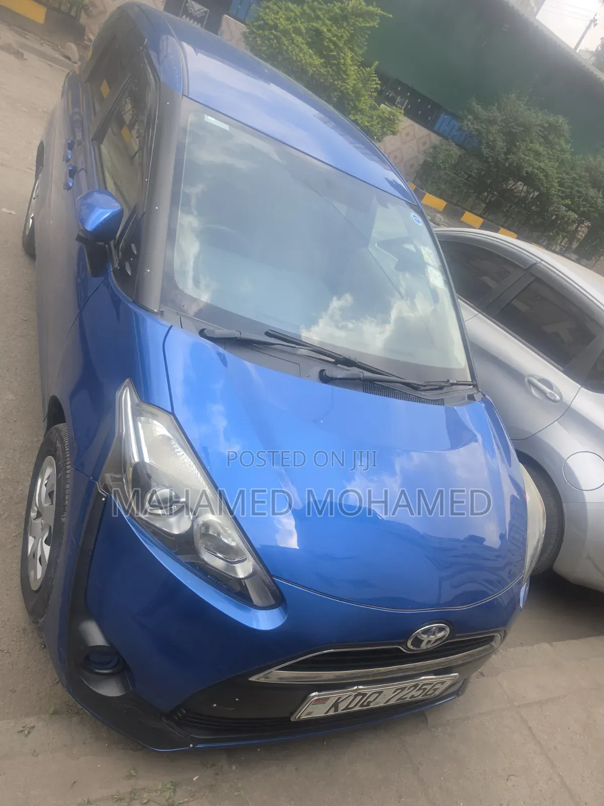 Toyota Sienta 2017 Blue