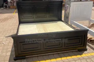 5x6 Classic Black Wooden Bed + Free Delivery
