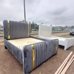 5x6 Sassy Grey Chester Bed With Gold Trim