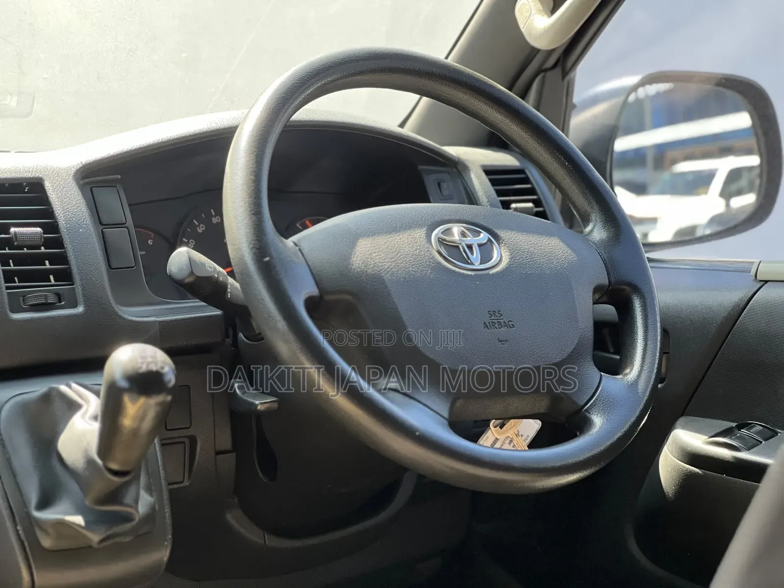 Toyota HiAce 2019 Silver
