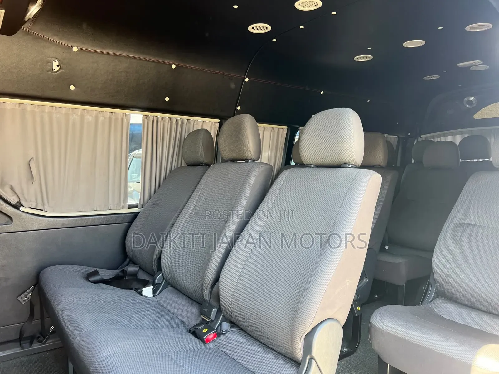 Toyota HiAce 2019 Silver