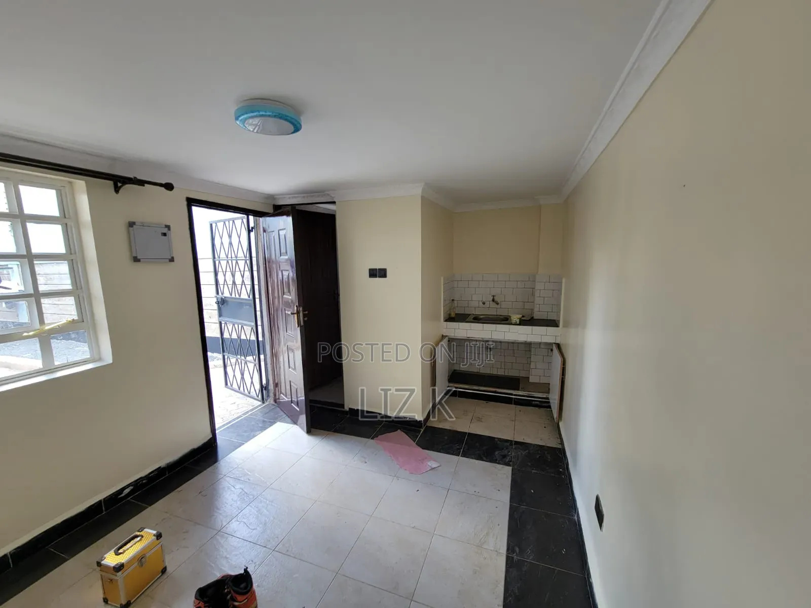4bdrm Bungalow in Kamakis for rent