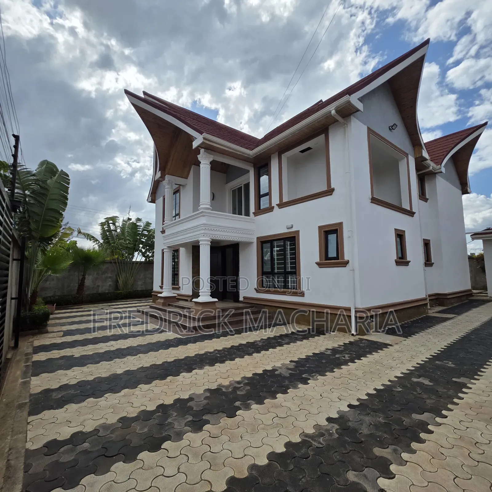 5bdrm Maisonette in Karuguru, Kamakis for sale