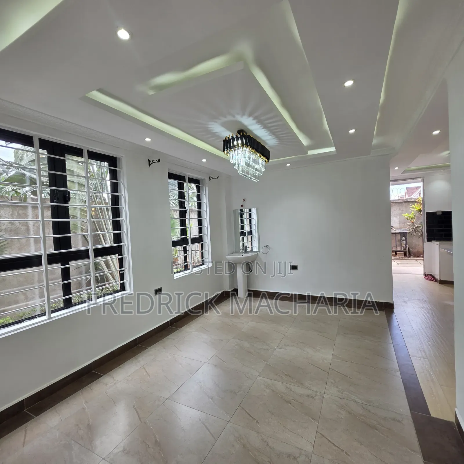 5bdrm Maisonette in Karuguru, Kamakis for sale