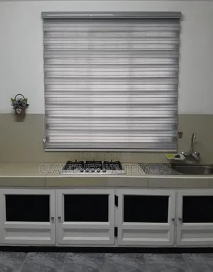 Stylish Coverage, Peaceful Spaces Horizontal Office Blinds