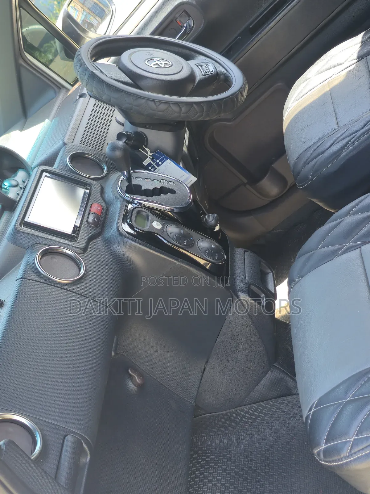 Toyota Spade 2017 White