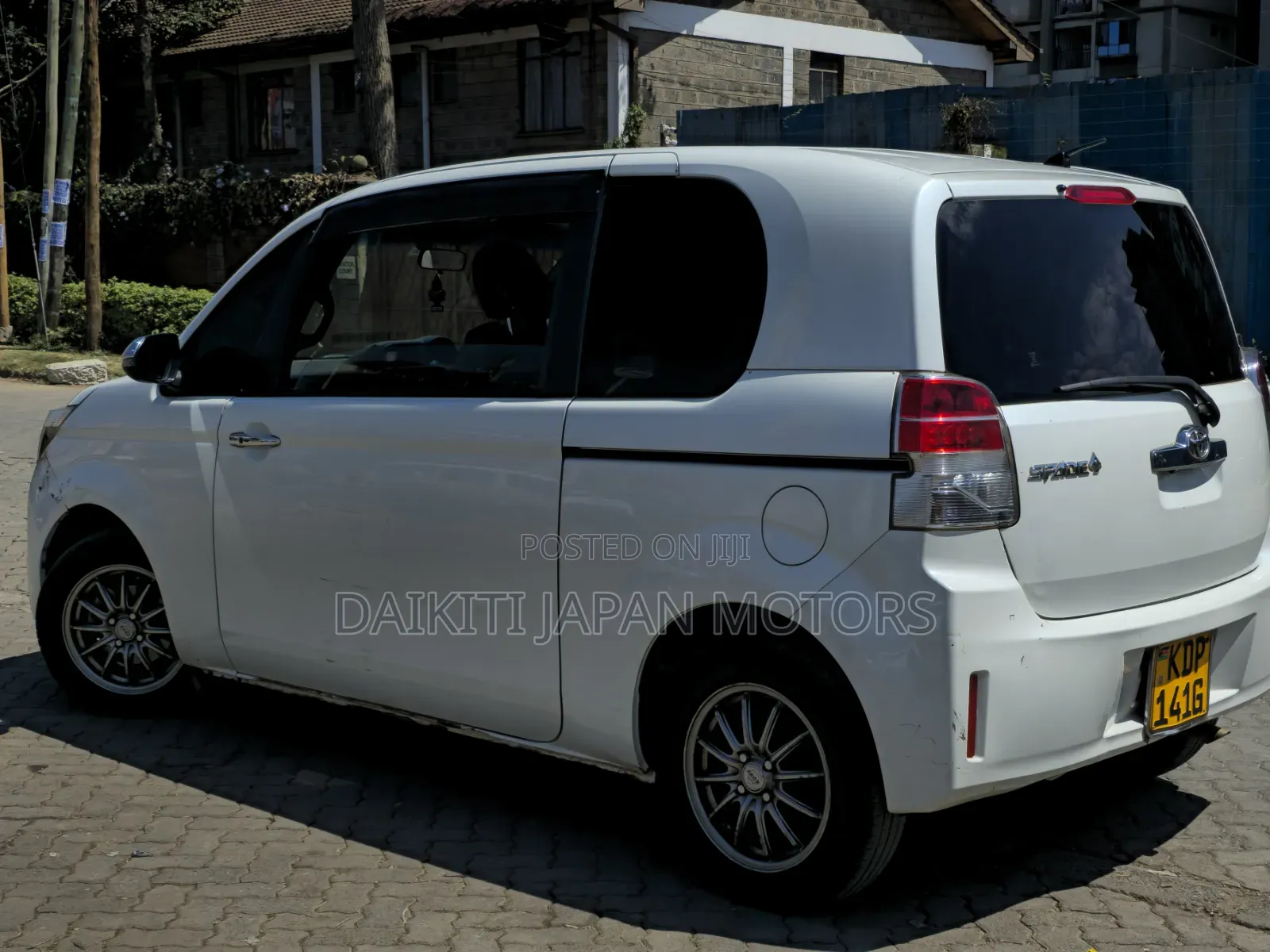 Toyota Spade 2017 White