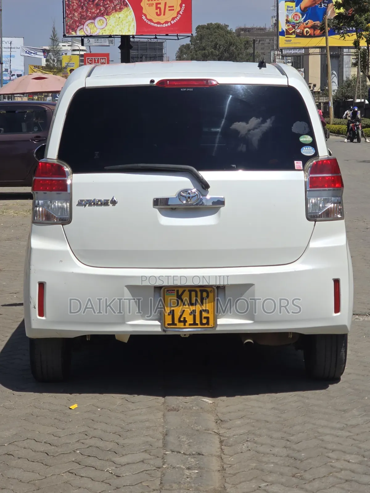 Toyota Spade 2017 White