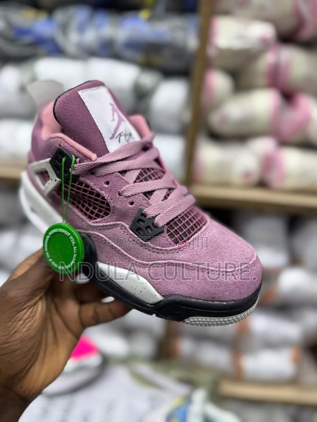 Air Jordan 4 Retro Orchid