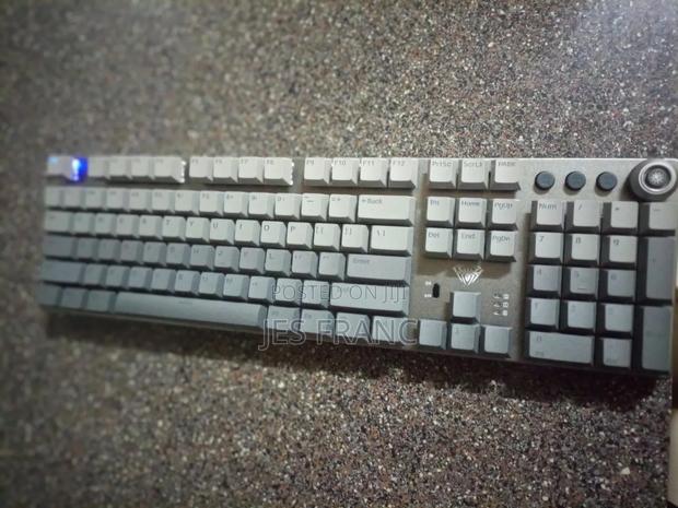 AULA F2088 AIR Tri-Mode Mechanical Keyboard + Arm Rest