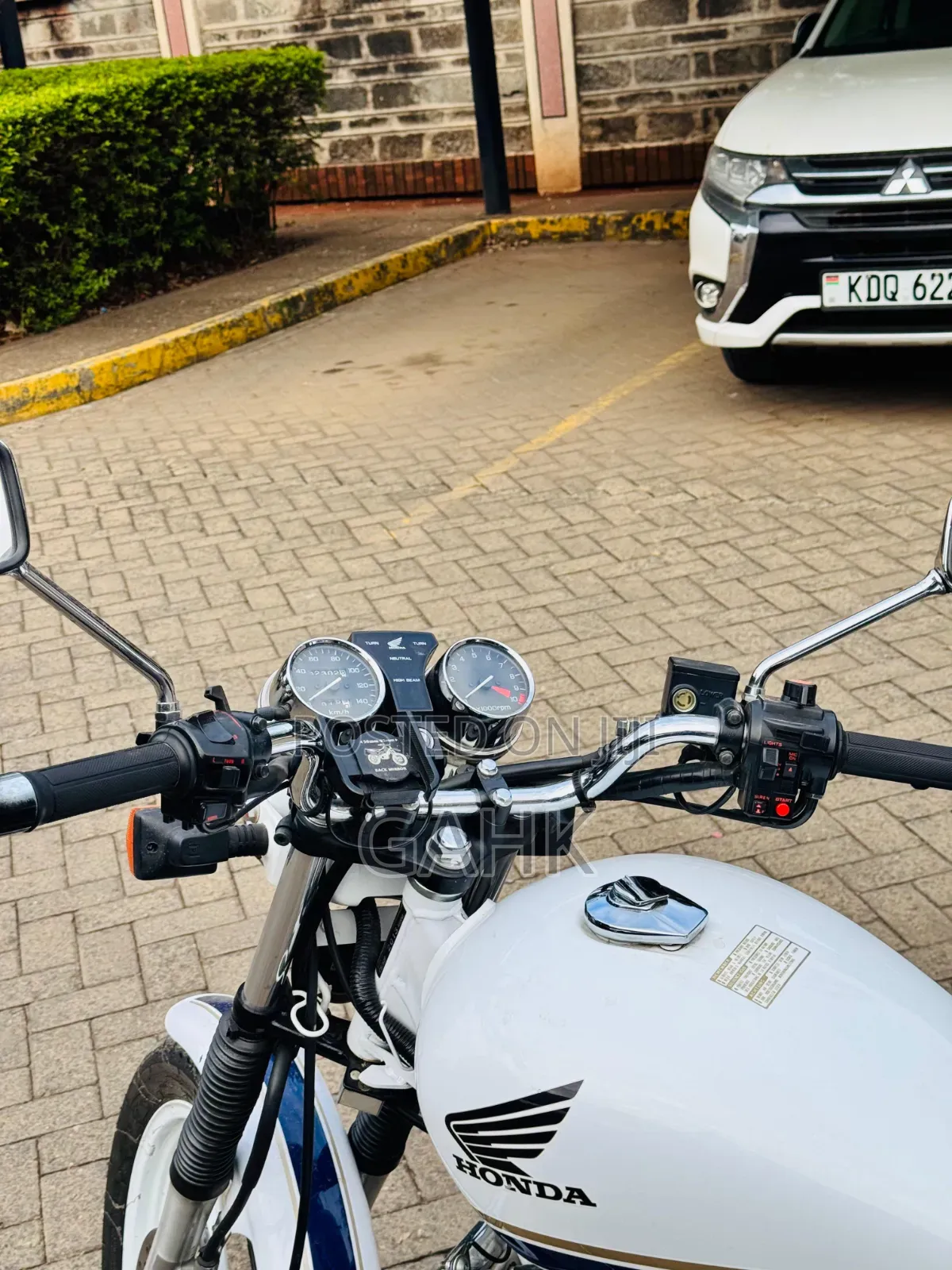 New Honda CB 2014 White